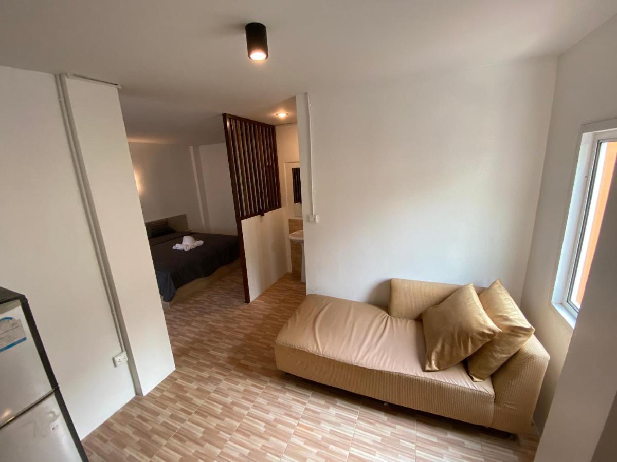 Aparthotel Racha Caftel - 7 House - รชาคาฟเทล Chiang Mai Exterior foto