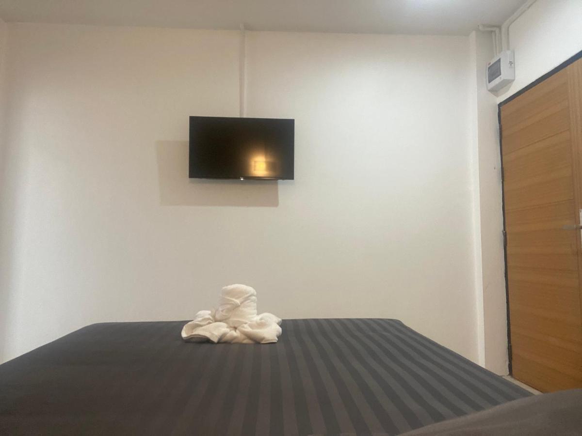 Aparthotel Racha Caftel - 7 House - รชาคาฟเทล Chiang Mai Exterior foto